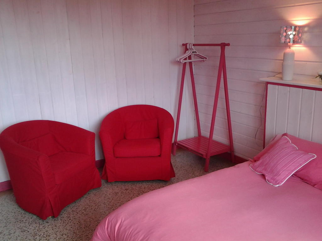 Forest Farm Bois-Jerome-Saint-Ouen Kamer foto