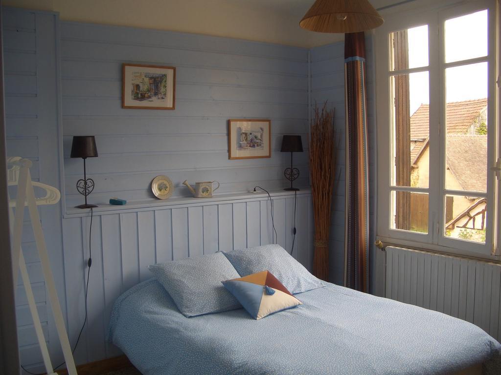 Forest Farm Bois-Jerome-Saint-Ouen Kamer foto